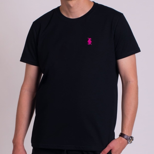 T-shirt-czarny-meski-BASIC-PinkWin-Wear-z-rozowym-pingwinem.jpg