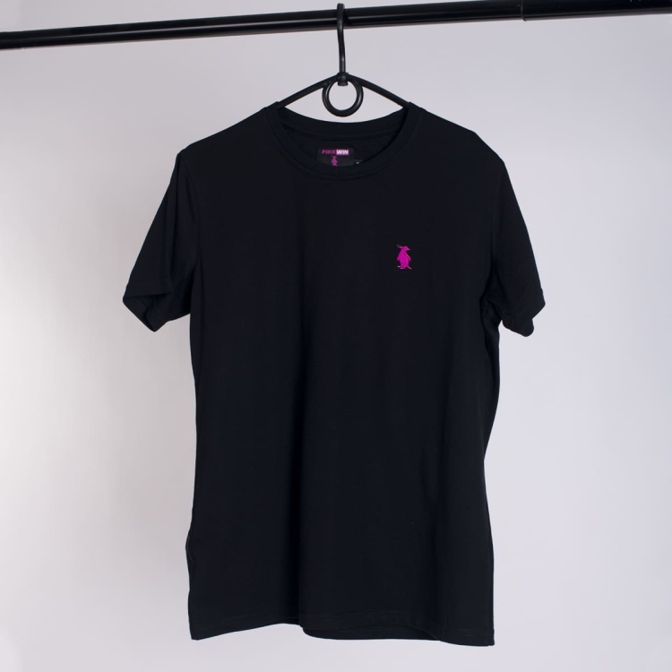 Koszulka-meska-czarna-PinkWin-Wear-z-rozowym-pingwinem.png.jpg