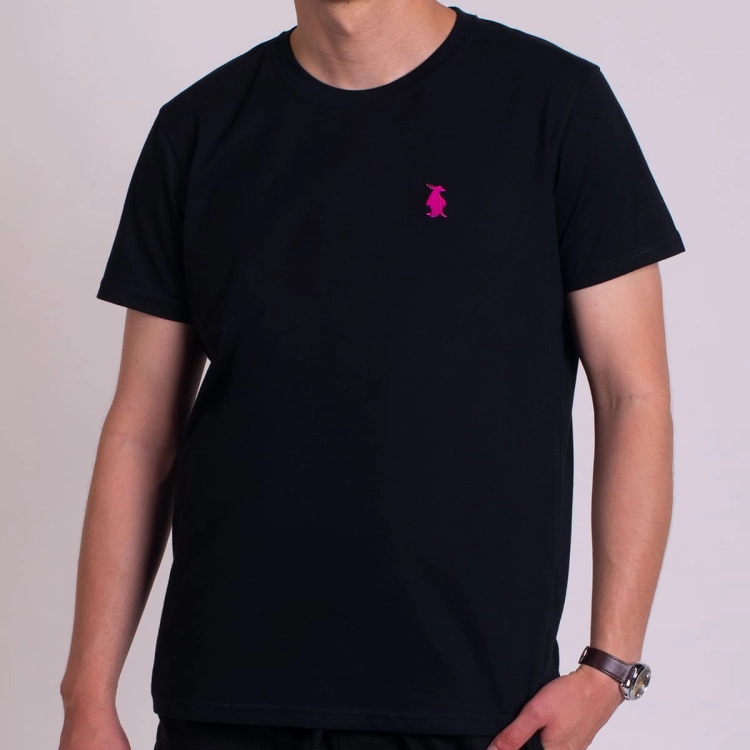 T-shirt-czarny-meski-BASIC-PinkWin-Wear-z-rozowym-pingwinem.jpg